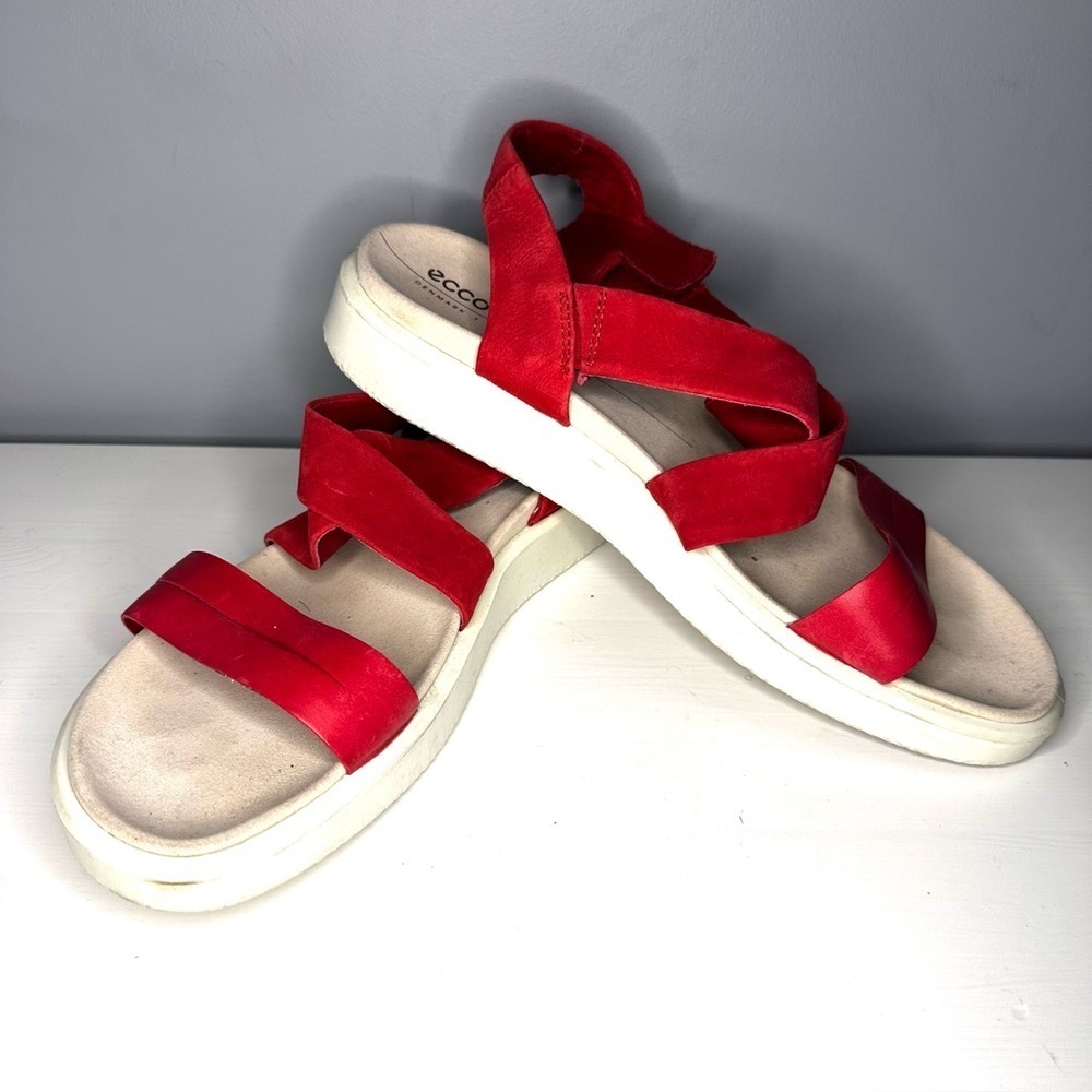 Ecco Women's Flowt W Flat Cross Strap Sandals Chili Red Size US11 EUC leather - Picture 4 of 9